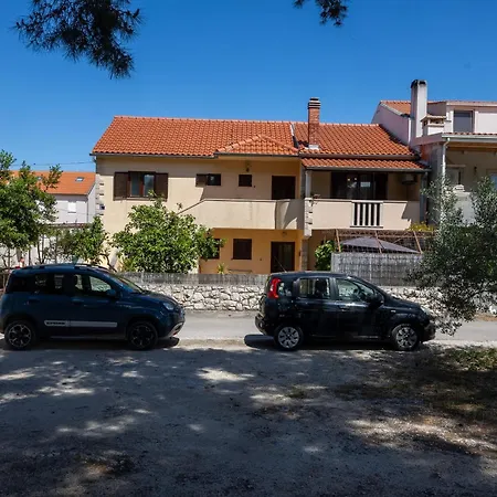 Διαμέρισμα Nikica *